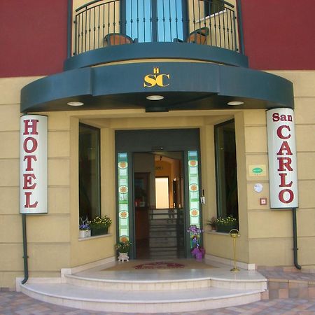 Hotel Garni San Carlo Лидо-ди-Езоло Экстерьер фото